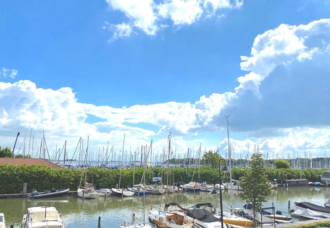 Who'S Anton For You Or Two, Monnickendam Near Amsterdam Экстерьер фото